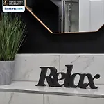 Hébergement de vacances Newly Renovated 4bdr House By Homebird Management Short Lets & Serviced With Private Parking & Netflix Leeds (West Yorkshire)